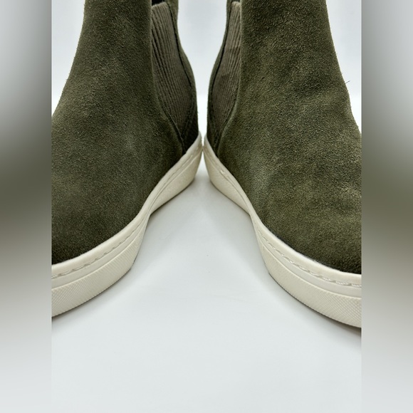 Sketchers suede booties, olive green size 7.5 Women’s - Picture 7 of 9